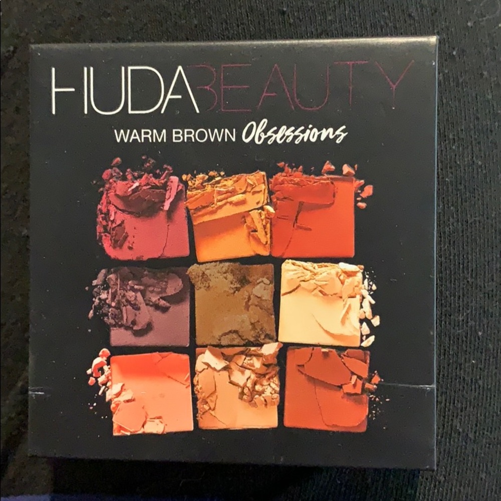 Huda Beauty Eye Shadow